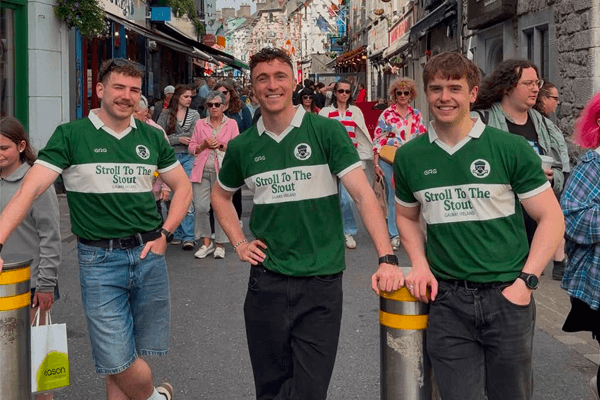 The green Stroll To The Stout jersey